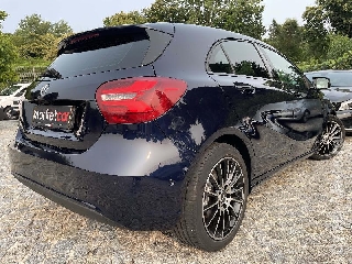 MERCEDES A 180d Urban Gasóleo
