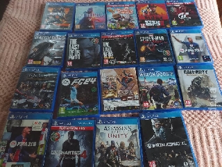 Vendo jogos ps4 usados Outros