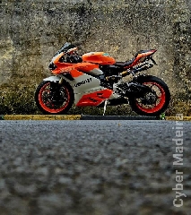 Ducati 32 1.000 cc Supersport
