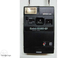 Kodak EK 160 - EF INSTANT CAMERA / MADE IN USA. ELECTRONIC FLASH. ANOS 197O.