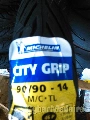 Pneu michelin  90 90-14 city grip