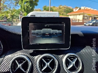 MERCEDES A A180d AMG LINE Gasóleo