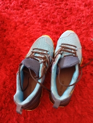 Vendo sapatos de tamanho 38 nunca usados 38 