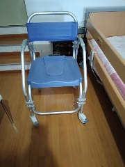 Cadeira com rodas 