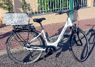 bicicleta elétrica usada - HERCULES Roberta R7 - como nova CITY Mulher bicicleta elétrica usada - HERCULES Roberta R7 - como nova 