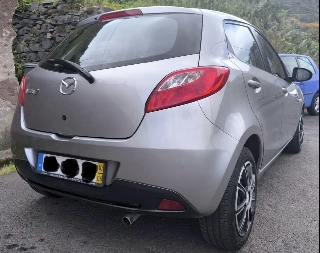 MAZDA 2 1.3 Gasolina
