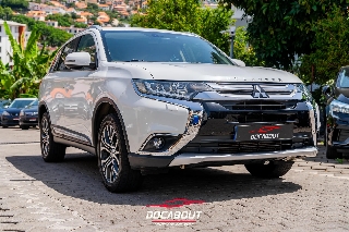 MITSUBISHI OUTLANDER 2.2 DI-D Instyle Navi Gasóleo 
