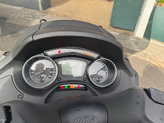 Piaggio MP3 - HPE 400 Sport 400 cc Scooter
