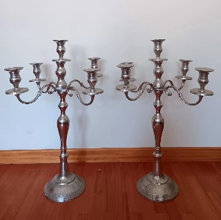 Candelabros Kare Design - Decoração Elegante