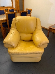 3 sofás de sala de cabedal (Usados)