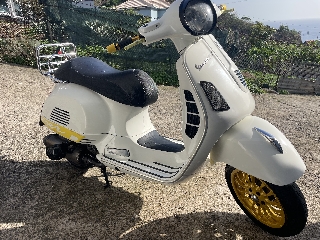 Vespa Piaggio 300 S Supra