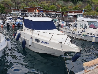 Barco com cabine 6,48m / Yamaha 115 HP