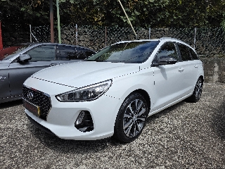 HYUNDAI I30 SW 1.6 CRDI STYLE 110cv Gasóleo