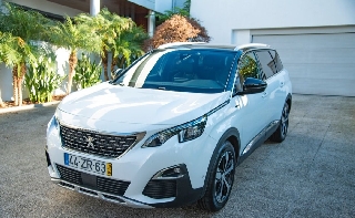 PEUGEOT 5008 1.5 BlueHDi GT Line EAT8 Gasóleo