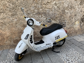 Piaggio GTS 300 Supra 300 cc Supermoto