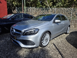 MERCEDES A A180d AMG LINE Gasóleo