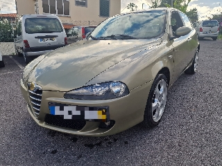 ALFA ROMEO 147 1.9 JTD 16V Gasóleo