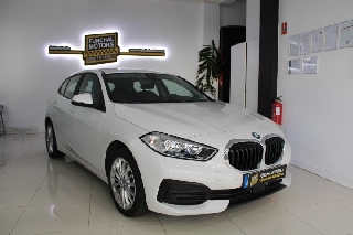 BMW Serie 1 116D Corporate Edition EAT8 Gasóleo
