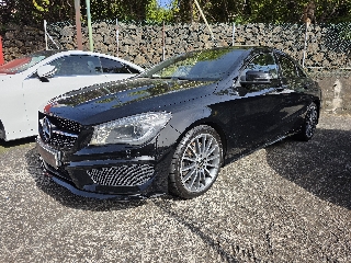 MERCEDES CLA 220d AMG LINE AUTOMÁTICO 170cv Gasóleo