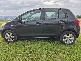 TOYOTA YARIS 1.4 D4D Gasóleo