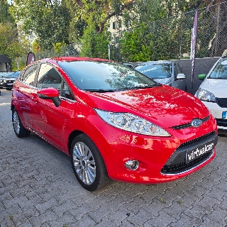 FORD FIESTA TITANIUM C/GARANTIA Gasolina