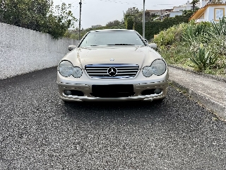 MERCEDES 220 Sportcoupé Gasóleo