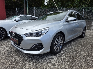 HYUNDAI I30 SW 1.6 CRDI STYLE 110CV Gasóleo