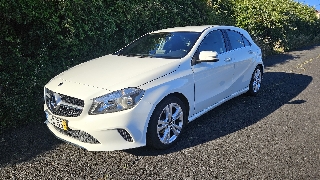 MERCEDES A A180 d Urban Gasóleo