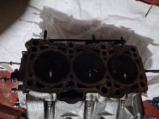 Cabeca do motor 1.4 tdi de 2008 3 cilindros