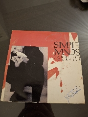 SIMPLE MINDS – Sanctify Yourself