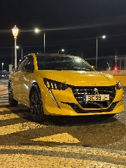 PEUGEOT 208 1.2 puretech 130cv GT - FULL EXTRAS Gasolina