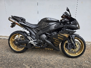 Yamaha YZF R1 1.000 cc Sport, turismo