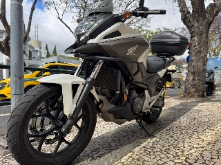 Honda NC750X 750 cc Sport, turismo