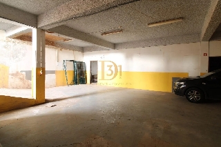Garagem, estacionamento Outros para Venda