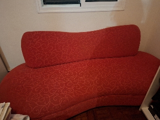 Sofá vermelho