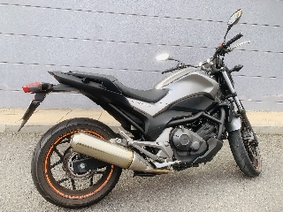 Honda A 750 cc Sport, turismo