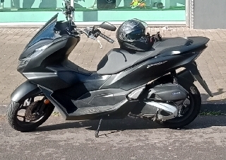 Honda PCX 125 cc Scooter