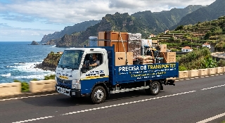 Serviço de transporte com Canter