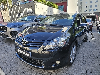TOYOTA AURIS 1.4 D4D Gasóleo