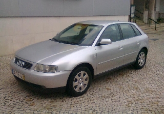 AUDI A3 1.9 TDI Attraction (130cv) (5p) Gasóleo