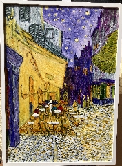Terraço do café à noite