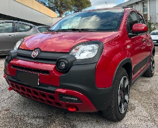 FIAT PANDA city cross Híbrido