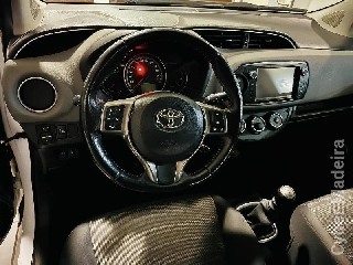 TOYOTA YARIS 1.4 D4D 90 CV Gasóleo
