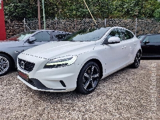 VOLVO V40 2.0 D2 R DESIGN 120cv Gasóleo