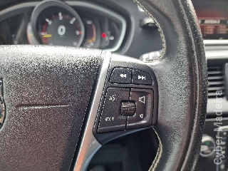 VOLVO V40 2.0 D2 R DESIGN 120cv Gasóleo
