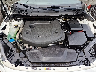 VOLVO V40 2.0 D2 R DESIGN 120cv Gasóleo